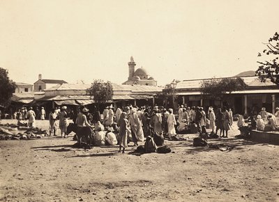 Construyendo un Imperio en la era fascista: plaza del mercado en Cheren, 09/05/1936 de Modestino Baldinetti
