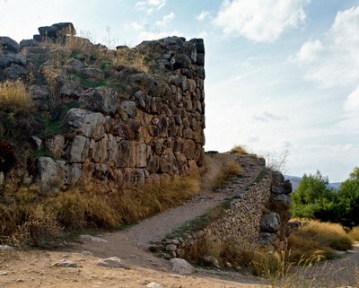 Arte micénico: acceso a la ciudadela micénica, ciudad de Tirinto, alrededor de 1200 a.C. Grecia de Mycenaean