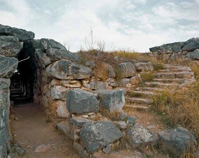 Arte micénico: pasaje cubierto de la ciudadela micénica, Tirinto de Mycenaean