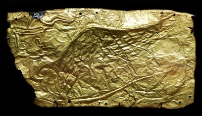 Cubierta de chapa de oro para placa de cristal en forma de jarrón de Mycenaean
