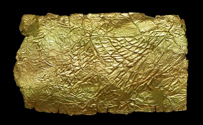 Cubierta de chapa de oro para placa de cristal en forma de jarrón de Mycenaean
