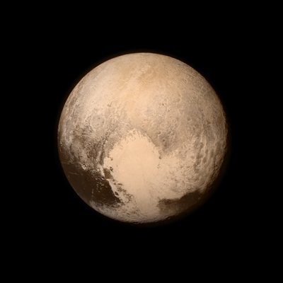 Plutón visto desde la nave espacial New Horizons de NASA Images