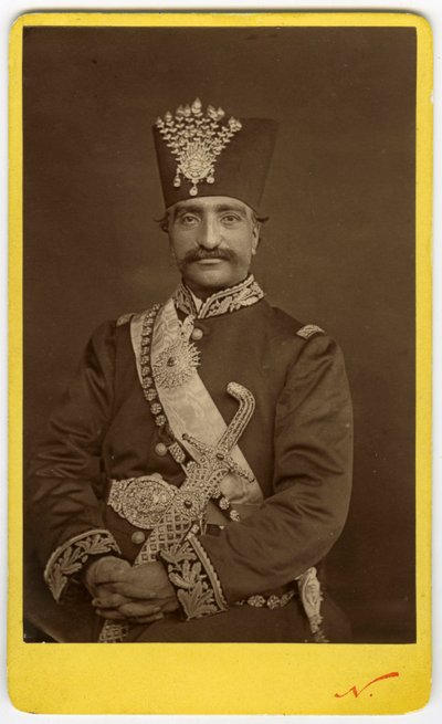 Famosa fotografía del Shah de Irán de Nadar
