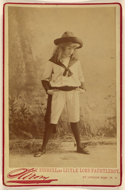Tommy Russell, en el papel de El pequeño lord Fauntleroy de Napoleon Sarony