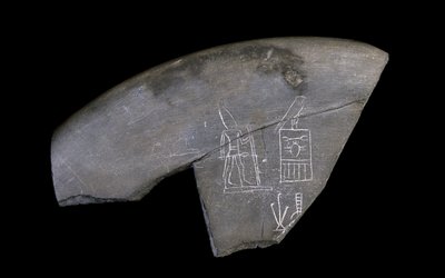 Fragmento de cuenco de piedra inscrito, c.3285 a.C. de Naqada I Period Egyptian
