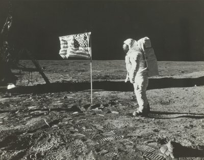 Buzz Aldrin en la Luna con la Bandera Americana, 1969 de Neil Armstrong