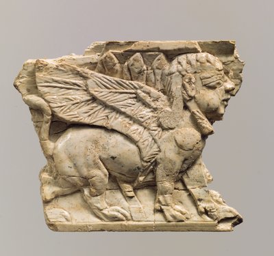 Placa de Mueble Tallada en Relieve con Esfinge, c.9-8 siglo a.C. de Neo Assyrian