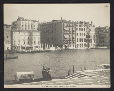Exterior del Hotel Bretagne en Venecia Venecia - Gran Canal - Hotel Brittany (título sobre objeto) de Neue Photographische Gesellschaft