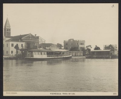 Vista del puerto de Lido. Venecia - Veduta del Lido (título sobre objeto) de Neue Photographische Gesellschaft