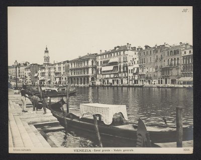 Vista del Gran Canal de Venecia Venecia - Gran Canal - Veduta generale (título sobre objeto) de Neue Photographische Gesellschaft
