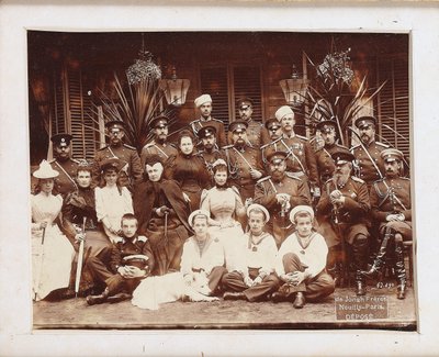 Los Romanov: La familia del emperador Alejandro III de Neuilly sur Seine . Photo studio