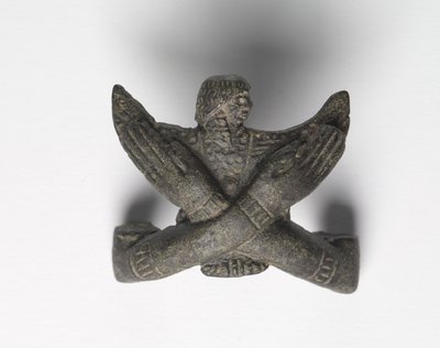 Montura de bronce de un "Paquete Shawabty": Brazos cruzados, finales de la 18ª a principios de la 19ª Dinastía, circa 1336-1256 a.C. de New Kingdom Egyptian