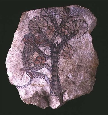 Ostracon que representa un mono trepando un árbol de New Kingdom Egyptian