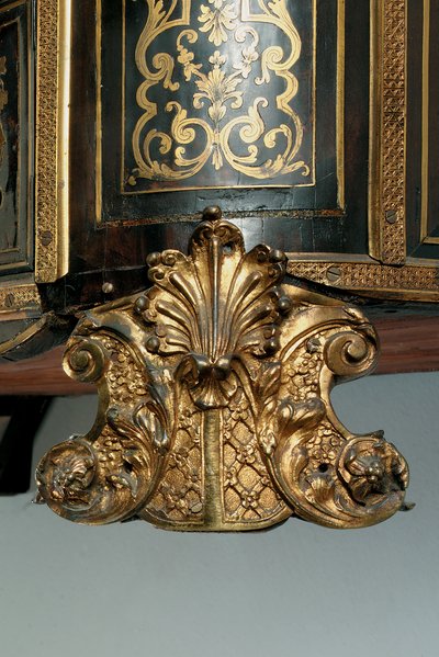 (detalle) de una cómoda Luis XIV de Nicholas Sageot