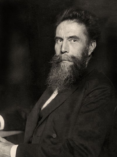 Retrato de Wilhelm Röntgen de Nicola Perscheid