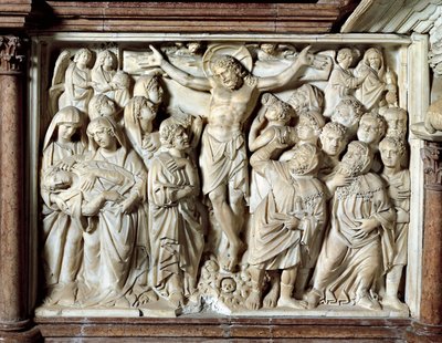 Italia, Toscana, Pisa, Piazza dei Miracoli, catedral, púlpito de mármol, panel con Crucifixión de Giovanni Pisano de Nicola Pisano