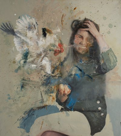 Niña con un huevo en la mano, 2022 (óleo sobre lienzo) de Nicola Pucci