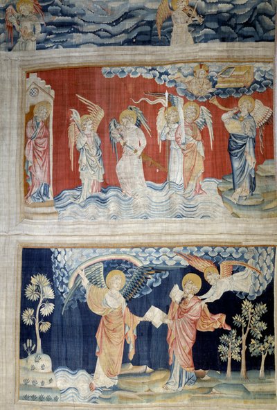 Tapiz del Apocalipsis (1373-1383), n. 25: la sexta trompeta, los ángeles del Éufrates. Abajo, n. 28, el ángel entrega el libro a San Juan que lo devora de Nicolas Bataille