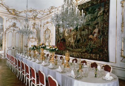 01119 Salón de Banquetes del Estado diseñado por Nikolaus Pacassi (1716-90) (foto) de Nikolaus Pacassi