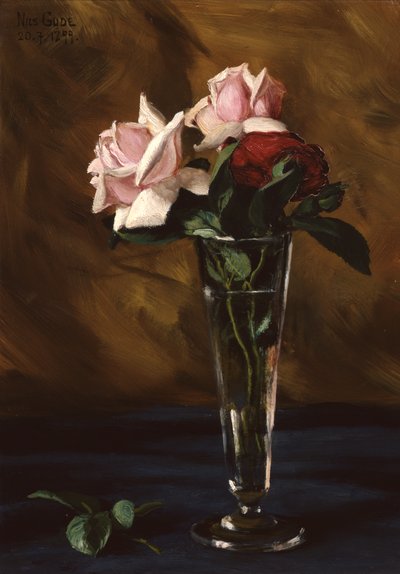 Arreglo con rosas en copa de Nils Gude