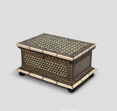 Caja grande sin decoración figurativa, ejecutada en la técnica certosina, siglo XV de Northern Italian School