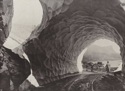 Túnel a través de la nieve, paso de Hauklid de Norwegian Photographer