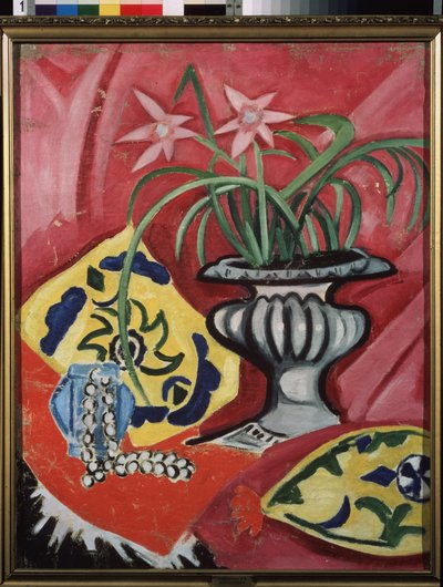 Bodegón con un jarrón. Pintura de Olga Vladimirovna Rozanova (1886-1918), óleo sobre lienzo de Olga Wladimirowna  Rosanowa