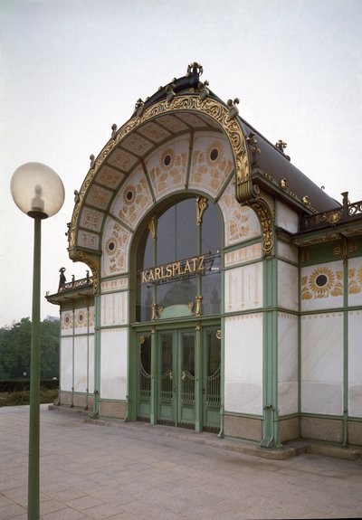 Art Nouveau: vista del pabellón de la estación de metro de Karlsplatz (ahora café) realizado por el arquitecto Otto Wagner (1841-1918) (Secesión vienesa) 1894-1899 Viena, Austria de Otto Wagner