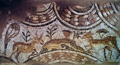 Arte paleocreciente: fragmento de mosaico de iglesia: ciervo y cierva bebiendo agua. Siglo VI d.C. Procedente de Cartago, Bir Ftouha, Túnez. París, Museo del Louvre de Paleo Christian