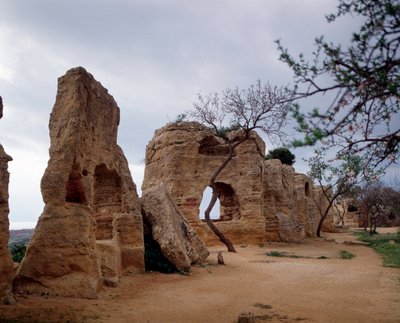 Vista de la necrópolis paleocristiana, siglo IV de Paleo Christian