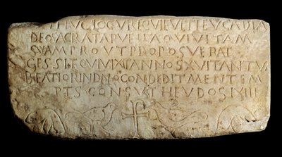 Arte paleocristiano: epitafio de Leucadia. Placa de la antigua iglesia de los Macabeos en Lyon. París, Museo del Louvre de Paleo Christian Paleo Christian