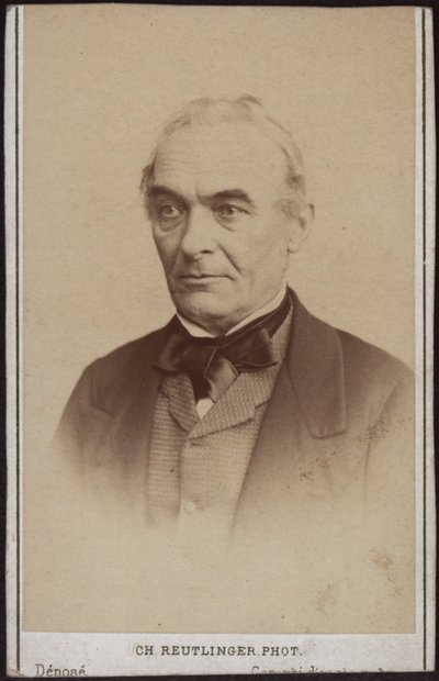 Retrato del escritor Prosper Mérimée 1803-1870 de Paris . Photo studio Reutlinger