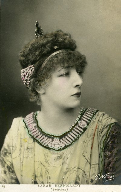 Henriette Rosine Bernard alias Sarah Bernhardt como "Théodora", obra de Victorien Sardou, en 1884 de Paul Nadar