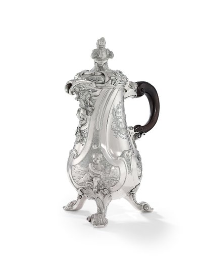 Cafetera de Jorge II de Paul de Lamerie