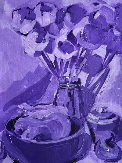 Naturaleza muerta floral en tonos morados de Pauline Wegman | Key and Sea Creative