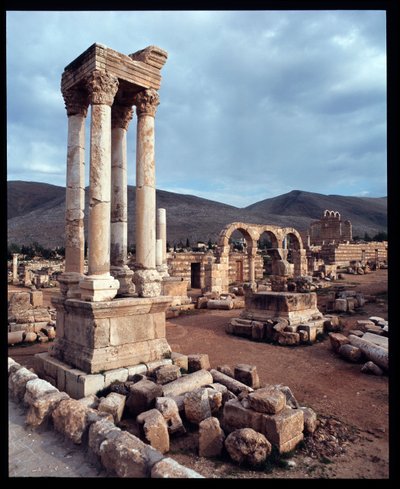 Vista de la ciudad, 705-710 d.C. de Period Umayyad