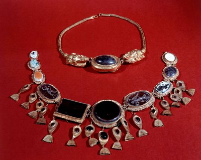 Arte persa: dos collares de oro, período Parto, siglo III d.C. de Persian