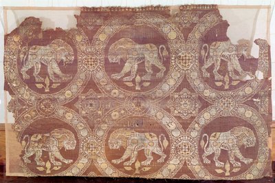 Tela de la tumba de San Julián, siglo III-V de Persian School