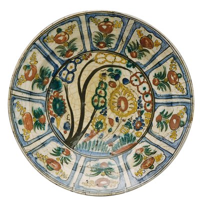 Plato "Kubachi" de Persian School