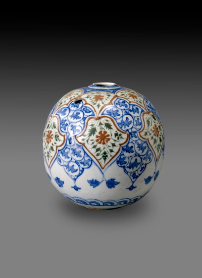 Cuenco de pipa Kahlian esférico, probablemente hecho en Kerman, Irán, finales del siglo XVII o principios del XVIII de Persian School