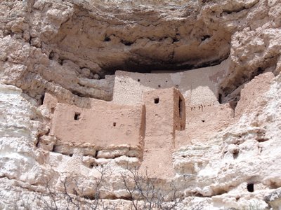 CASTILLO MONTEZUMA DE ARIZONA, 2014 de Peter McClure