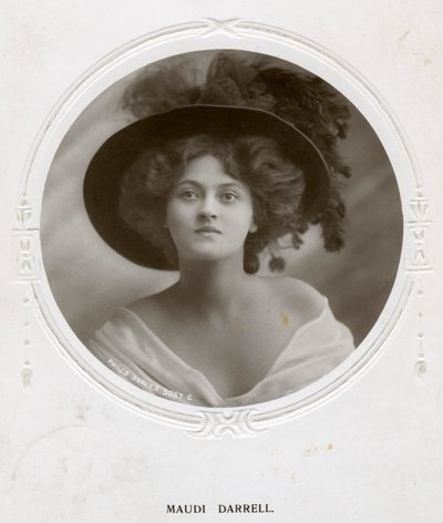 Maudi Darrell, actriz británica, c1908 de Philco Publishing Company