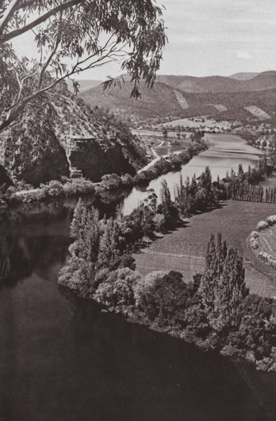Río Derwent cerca de New Norfolk, Tasmania de Photographer Australian