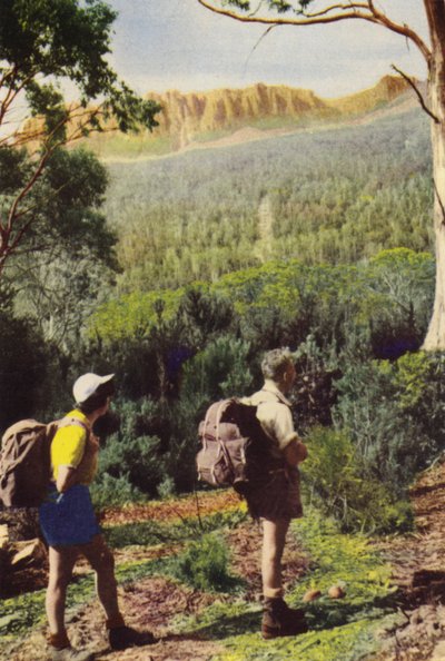 Tasmania: Excursionistas cerca del Monte Olimpo (foto en color) de Photographer Australian