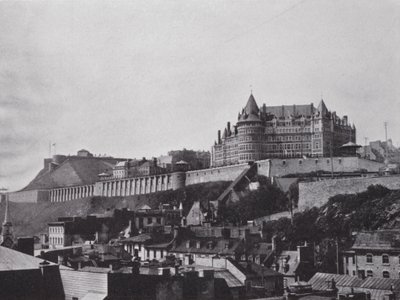 El Chateau y la Ciudadela desde la Ciudad Baja, Quebec de Photographer Canadian