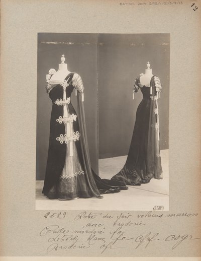 Página de álbum: Casa de Worth, Vestido de noche de Photographer French