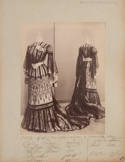 Página de álbum: Casa de Worth, vestido de noche de Photographer French