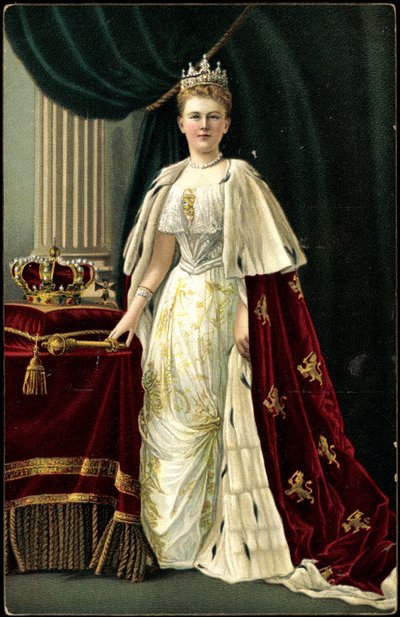 Ak Reina Guillermina de Holanda con corona, tallo (foto b/n) de Photographer German