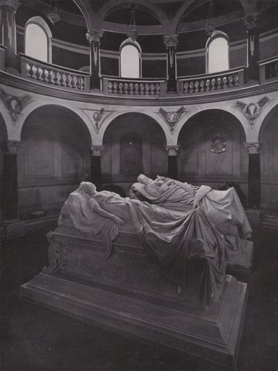 Potsdam, Iglesia de la Paz, Mausoleo con Sarcófagos del Emperador y la Emperatriz Federico de Photographer German