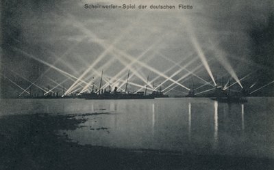 Exhibición de reflectores por la marina alemana de Photographer German